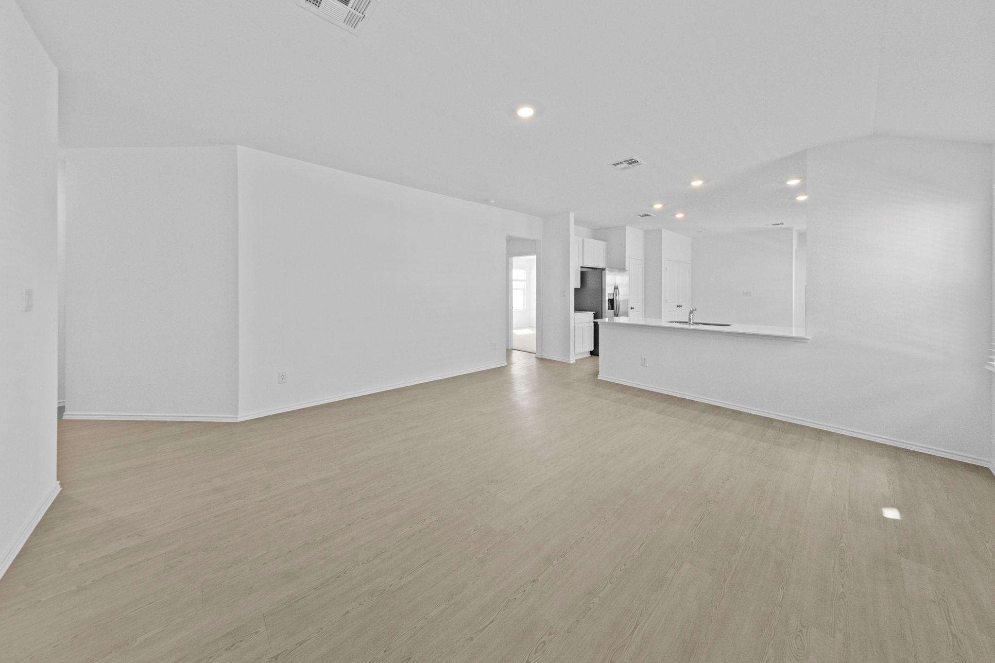 945 Soapstone Pass, Maxwell, TX 78666