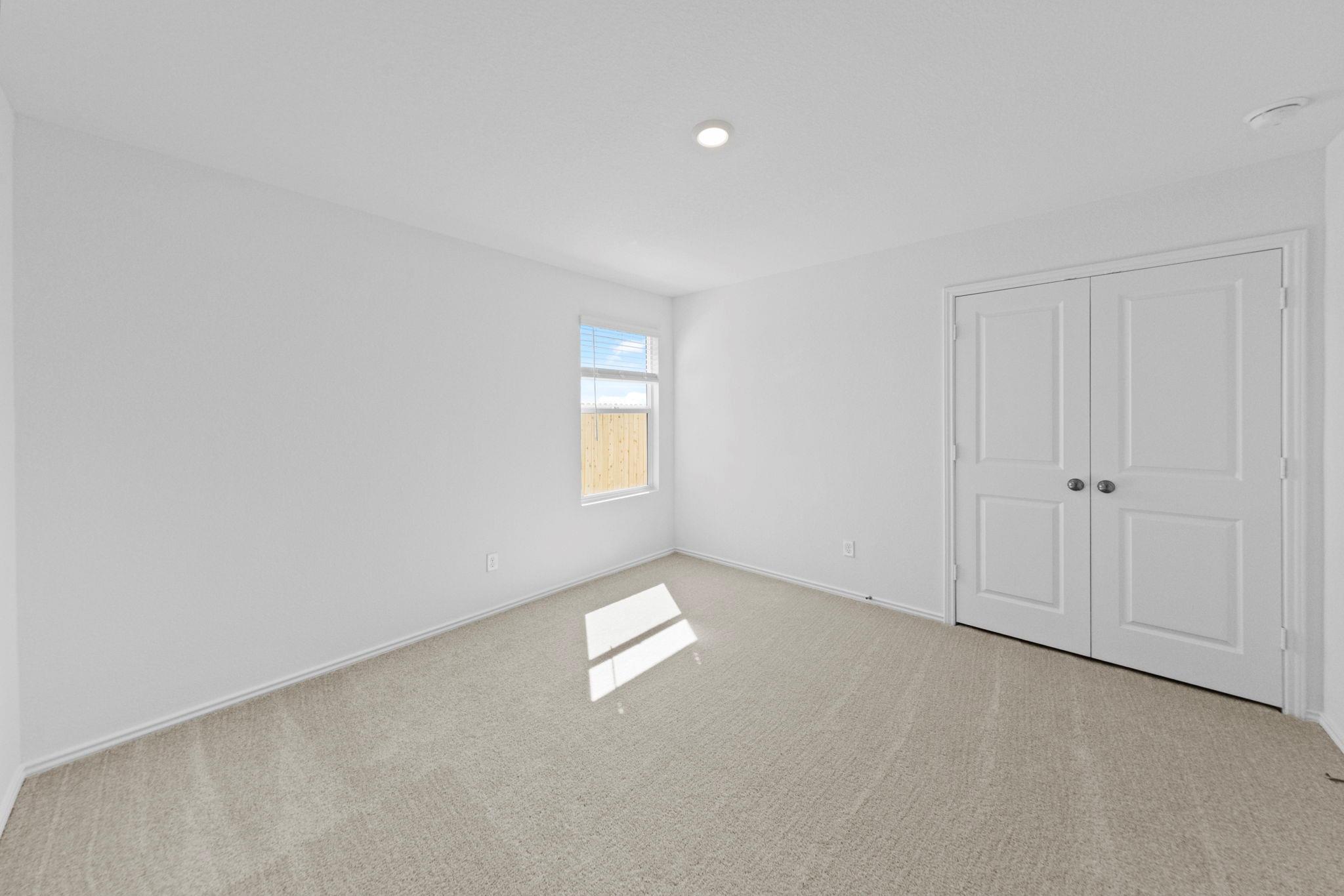 945 Soapstone Pass, Maxwell, TX 78666