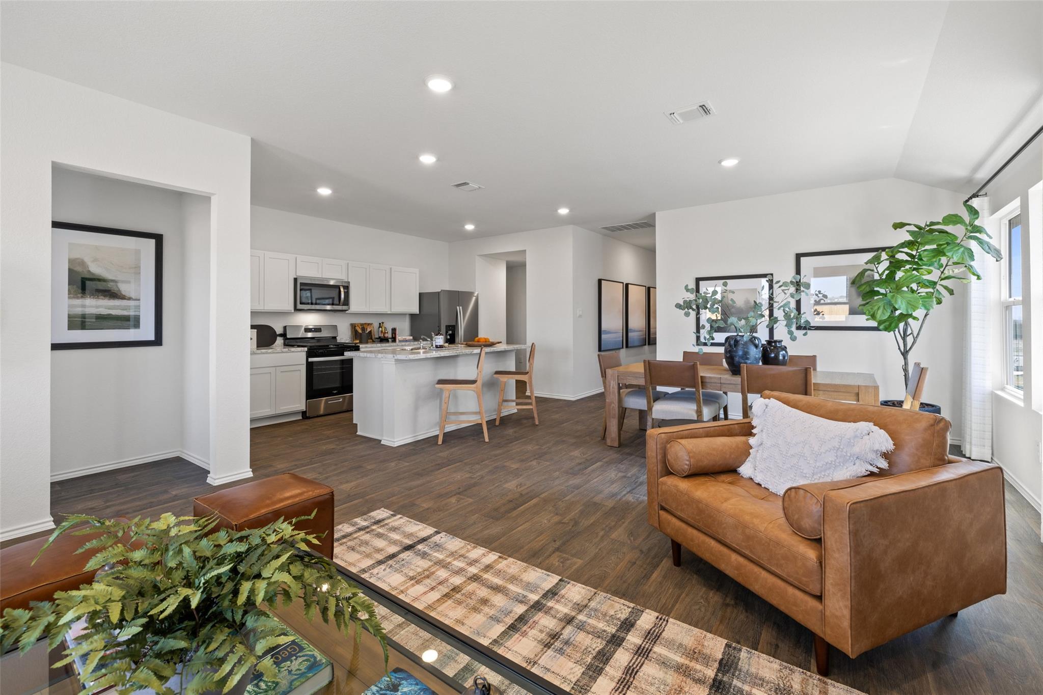 173 Balmorehea St, Kyle, TX 78640