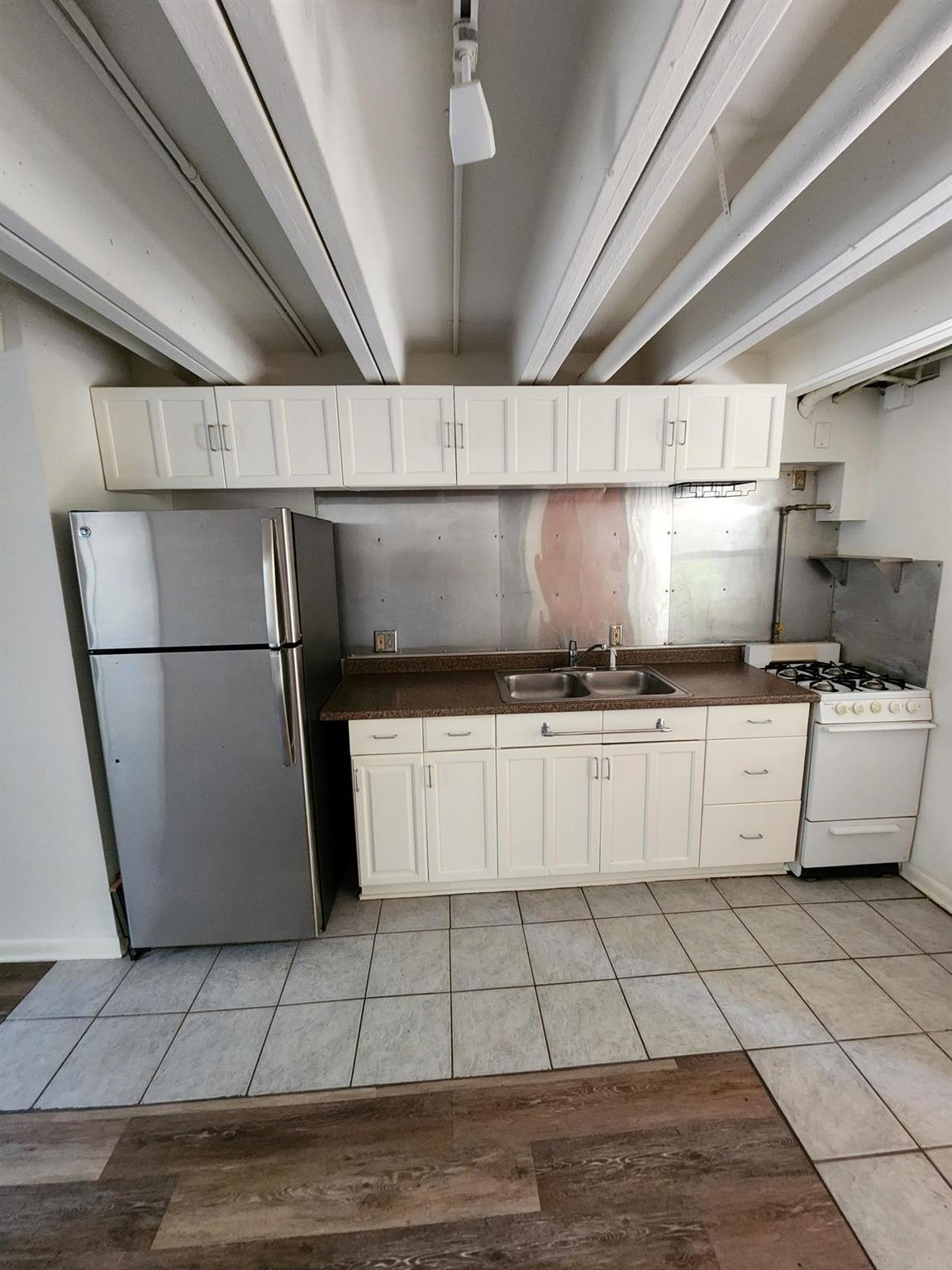 850 Forest View Drive, West Lake Hills, TX 78746