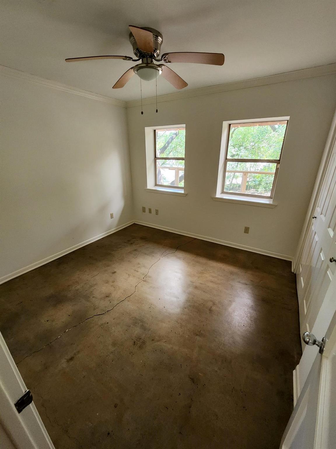 850 Forest View Drive, West Lake Hills, TX 78746