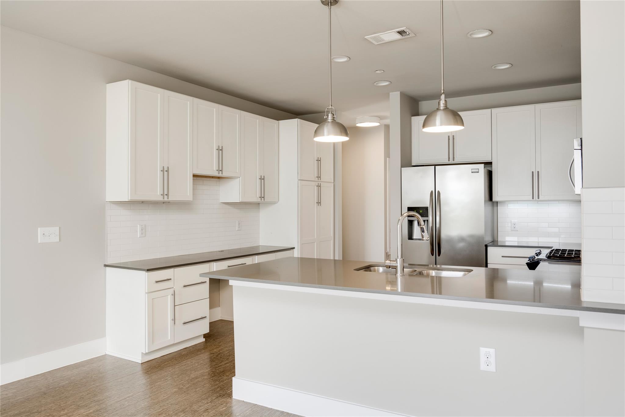 2724 Treble Ln # 324, Austin, TX 78704