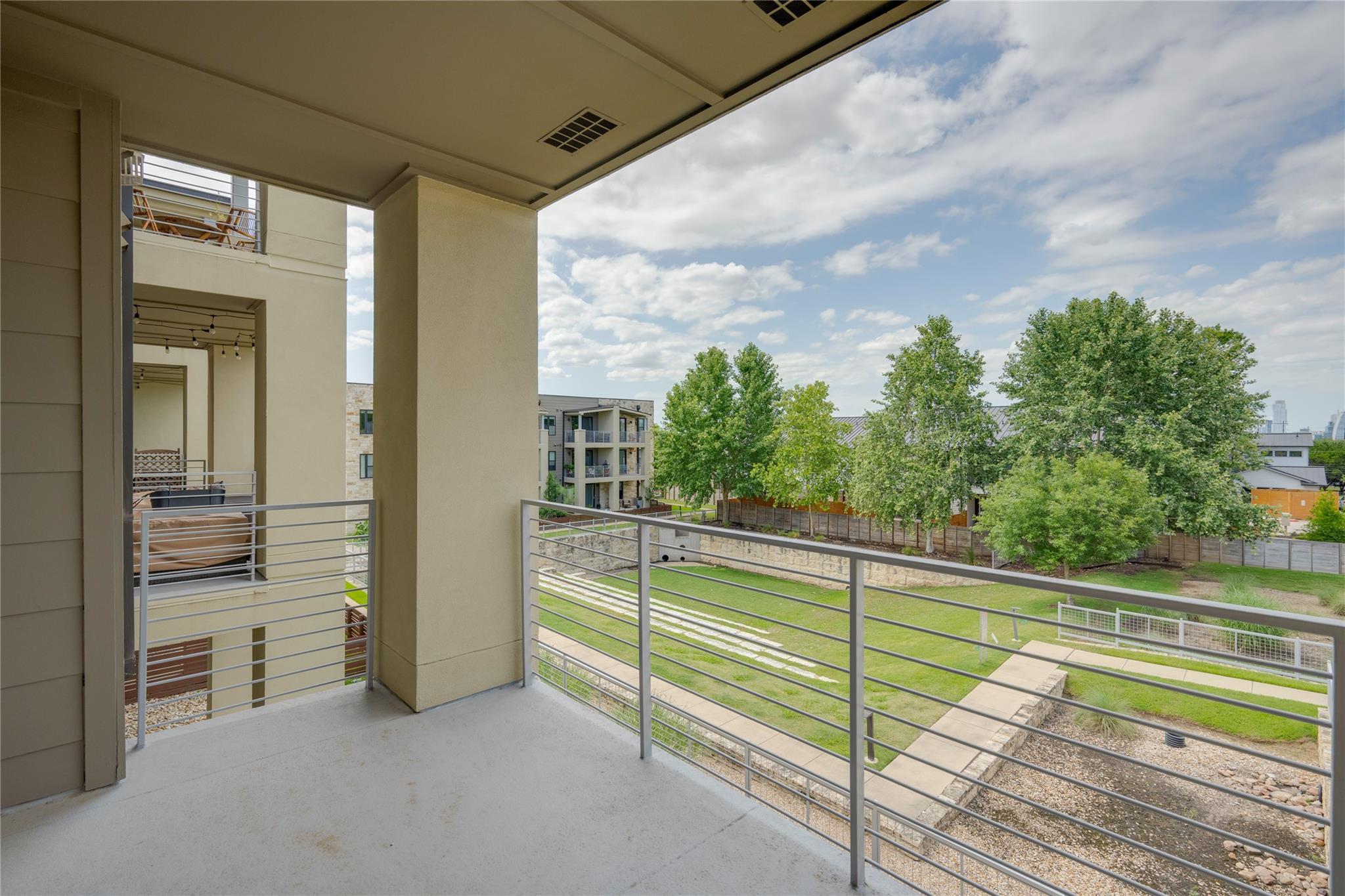 2724 Treble Ln # 324, Austin, TX 78704