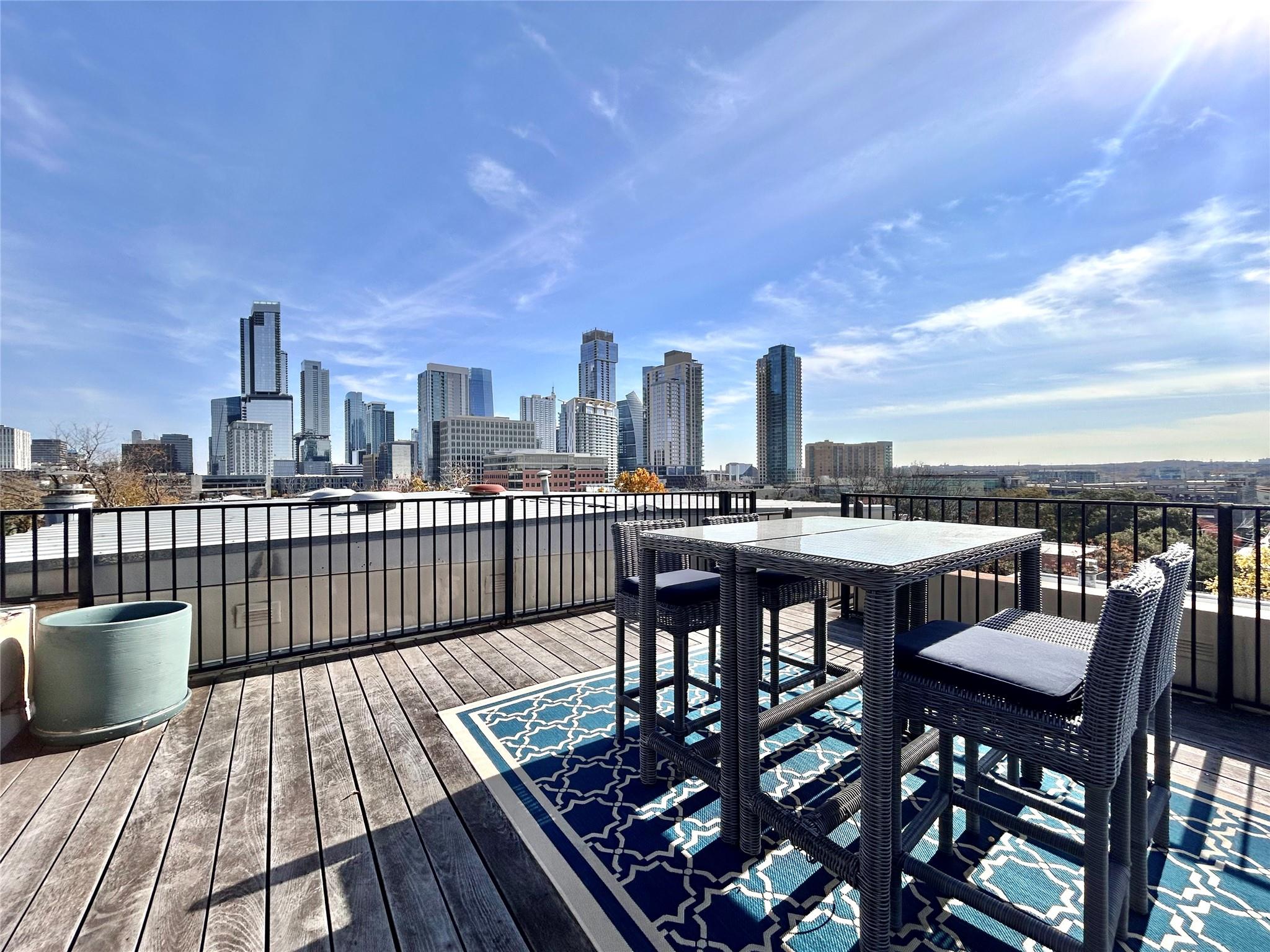 1106 W 6th St # 205, Austin, TX 78703
