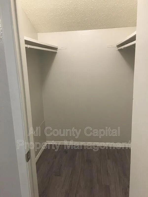 3800 Allegro Lugar St # 3B, Austin, TX 78749