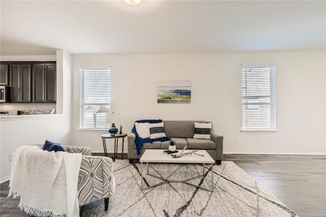 288 Eves Necklace Dr, Buda, TX 78610