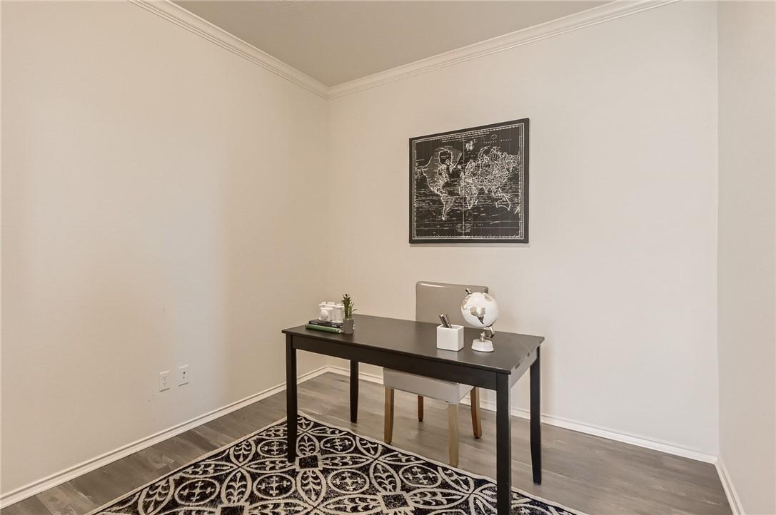 288 Eves Necklace Dr, Buda, TX 78610