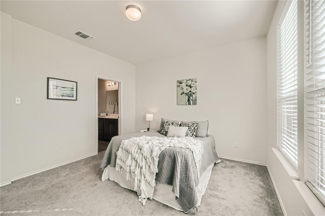 288 Eves Necklace Dr, Buda, TX 78610