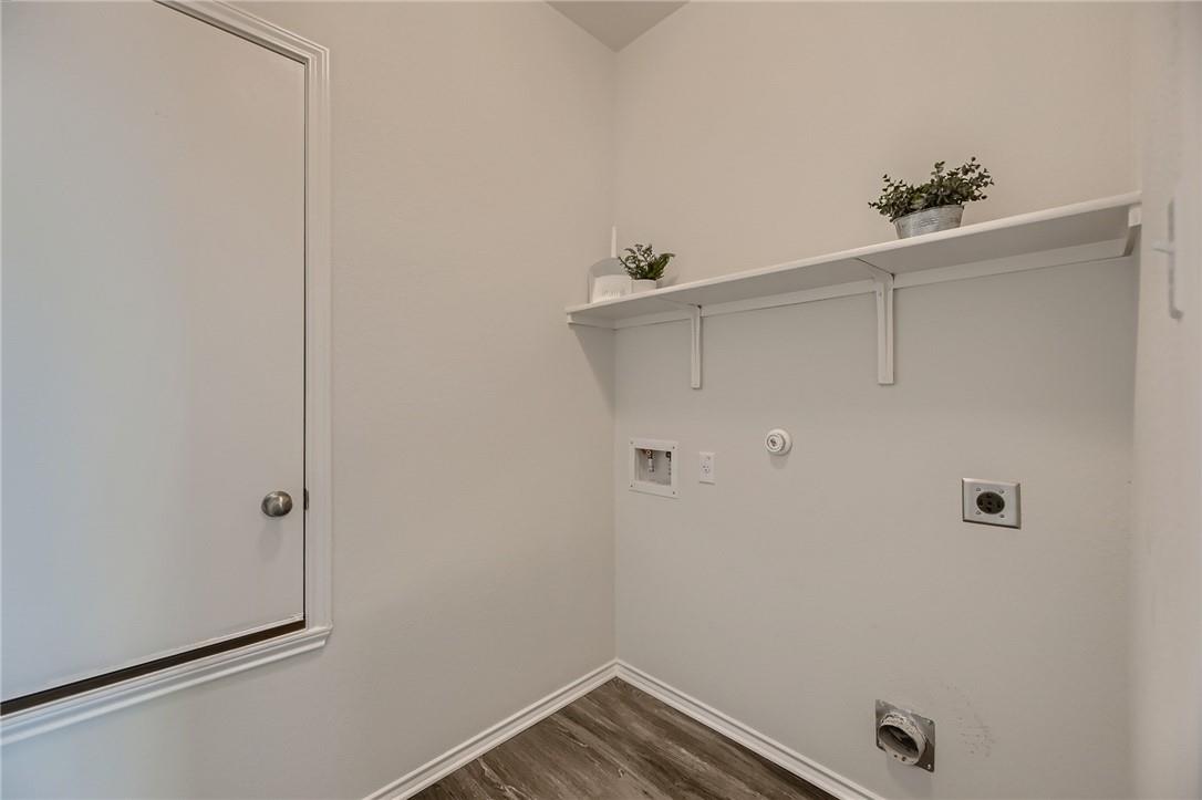 288 Eves Necklace Dr, Buda, TX 78610