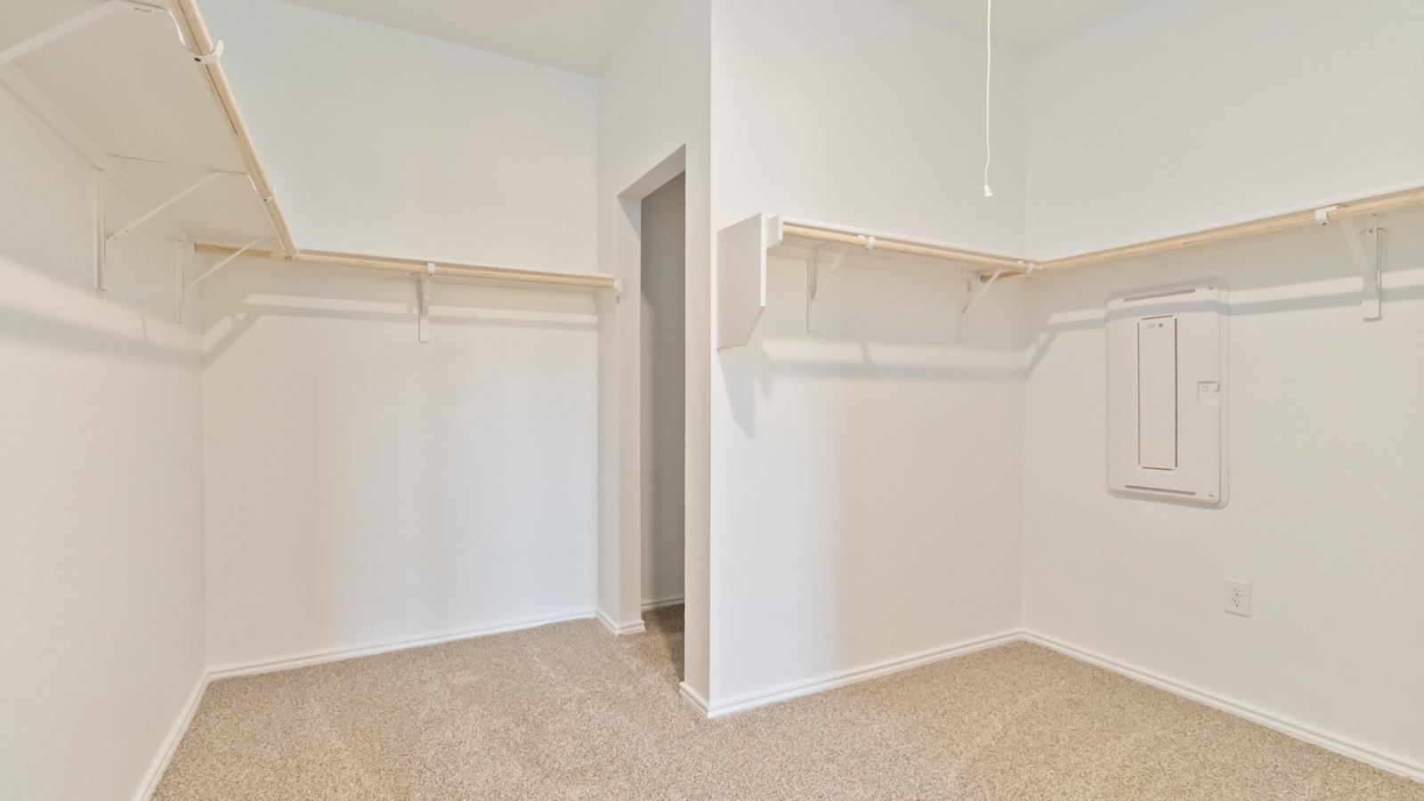 214 Balmorehea St, Kyle, TX 78640