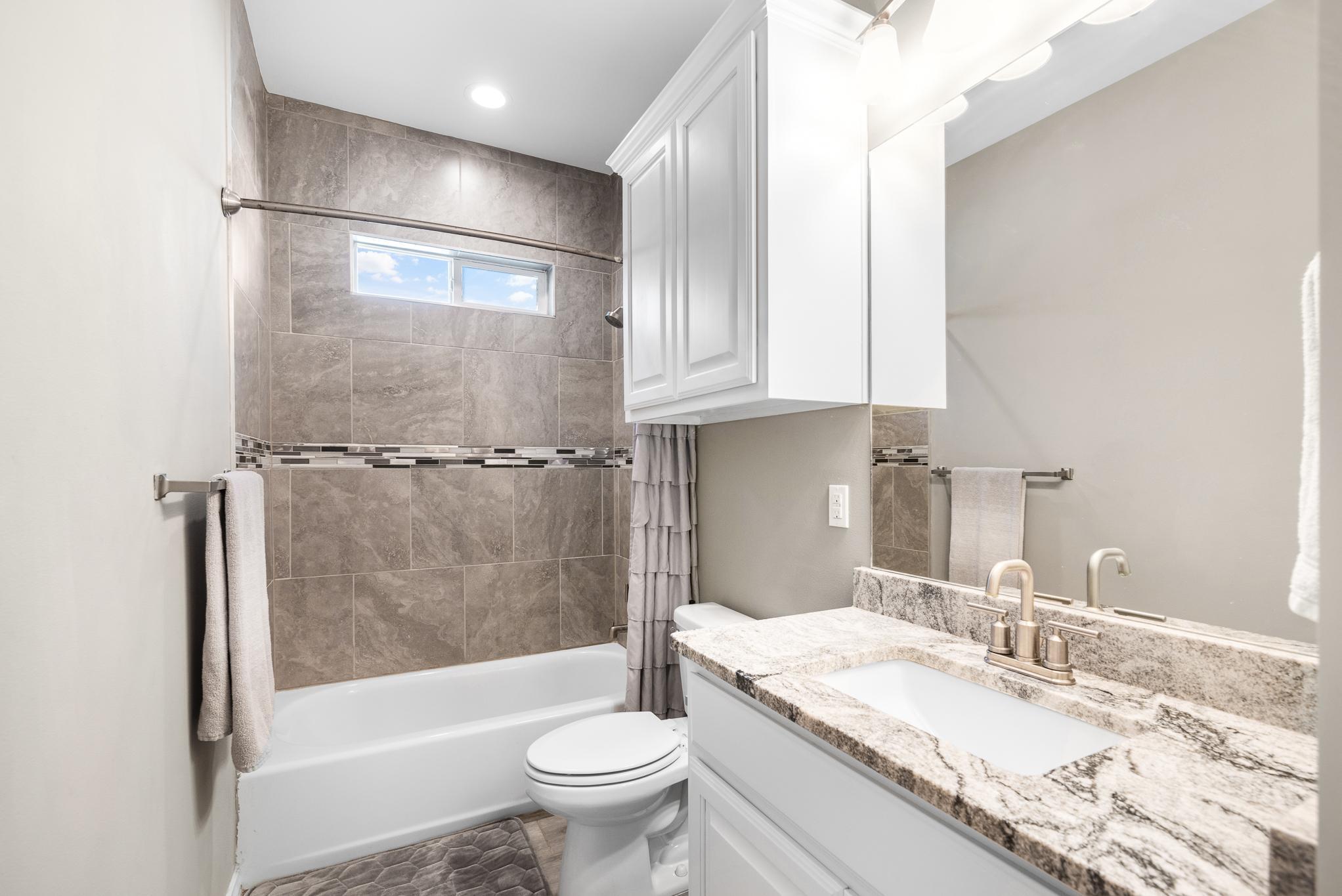 3913 Woodhouse Ln, Corpus Christi, TX 78414