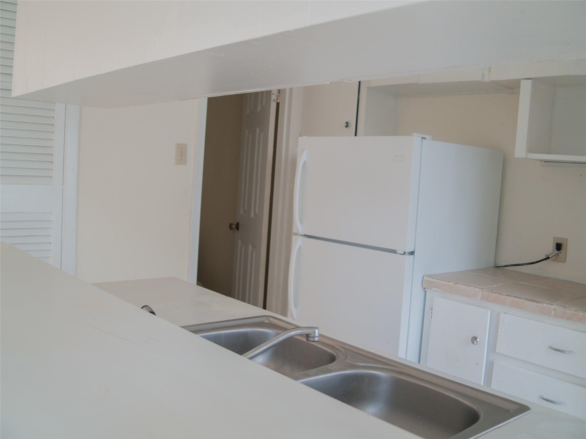 1745 WOOTEN PARK Dr # 101, Austin, TX 78757