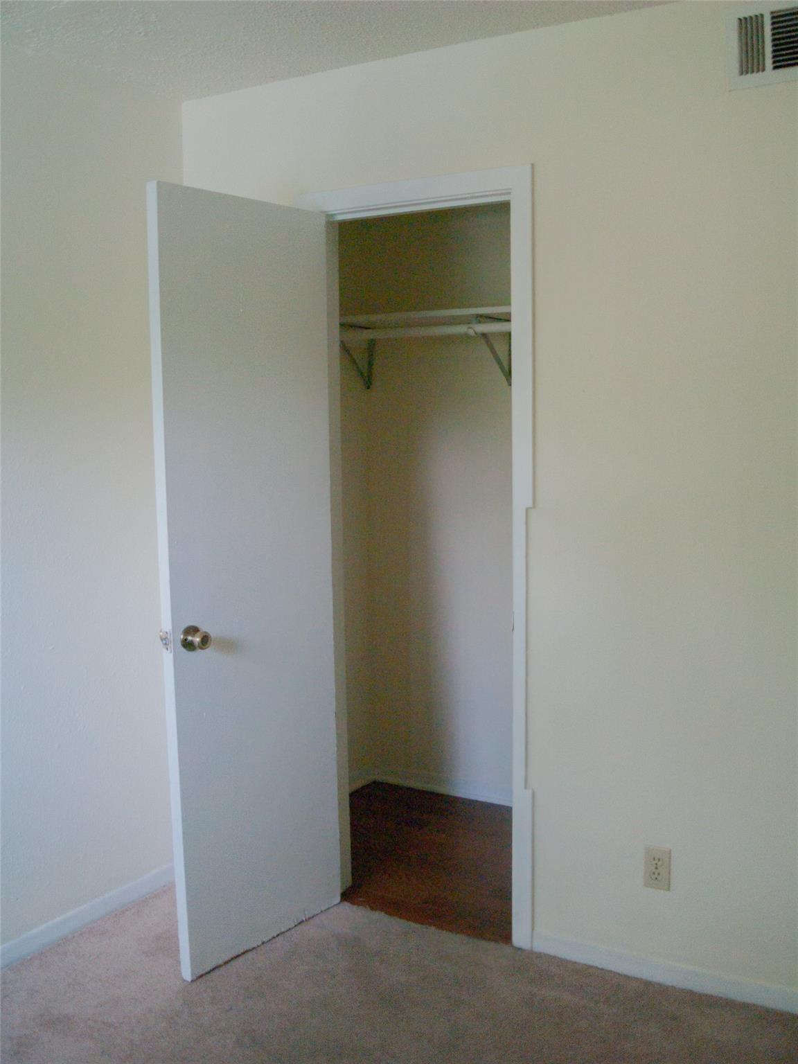 1745 WOOTEN PARK Dr # 101, Austin, TX 78757