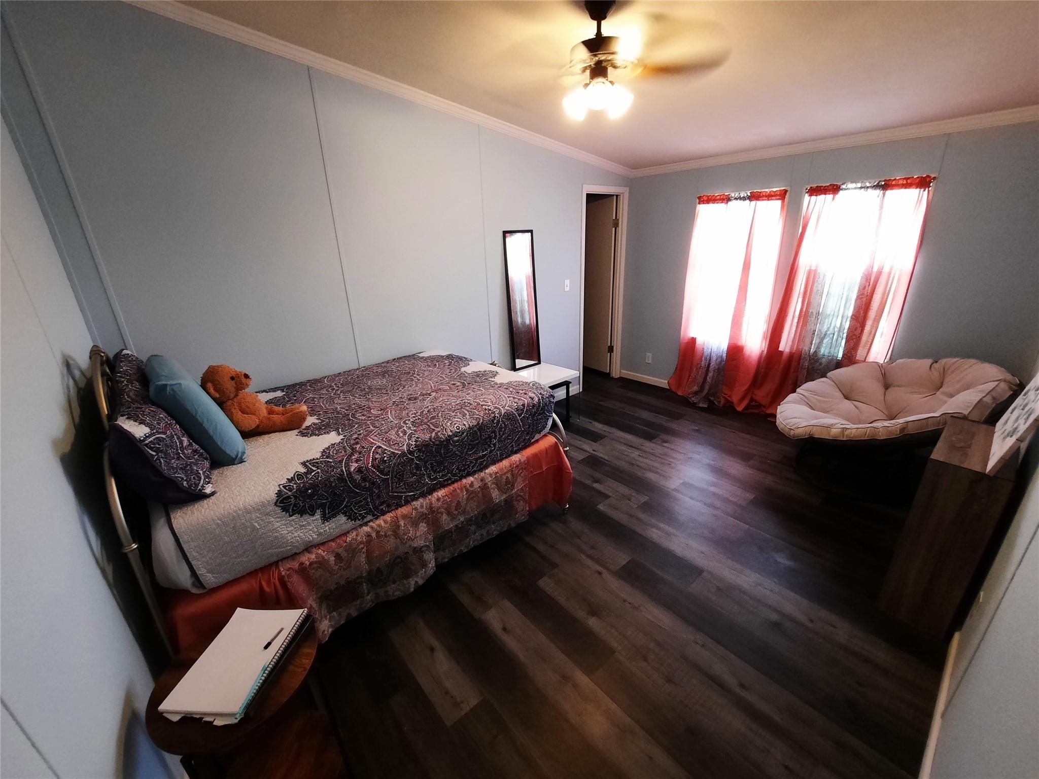 3160 Pettytown Rd, Dale, TX 78616