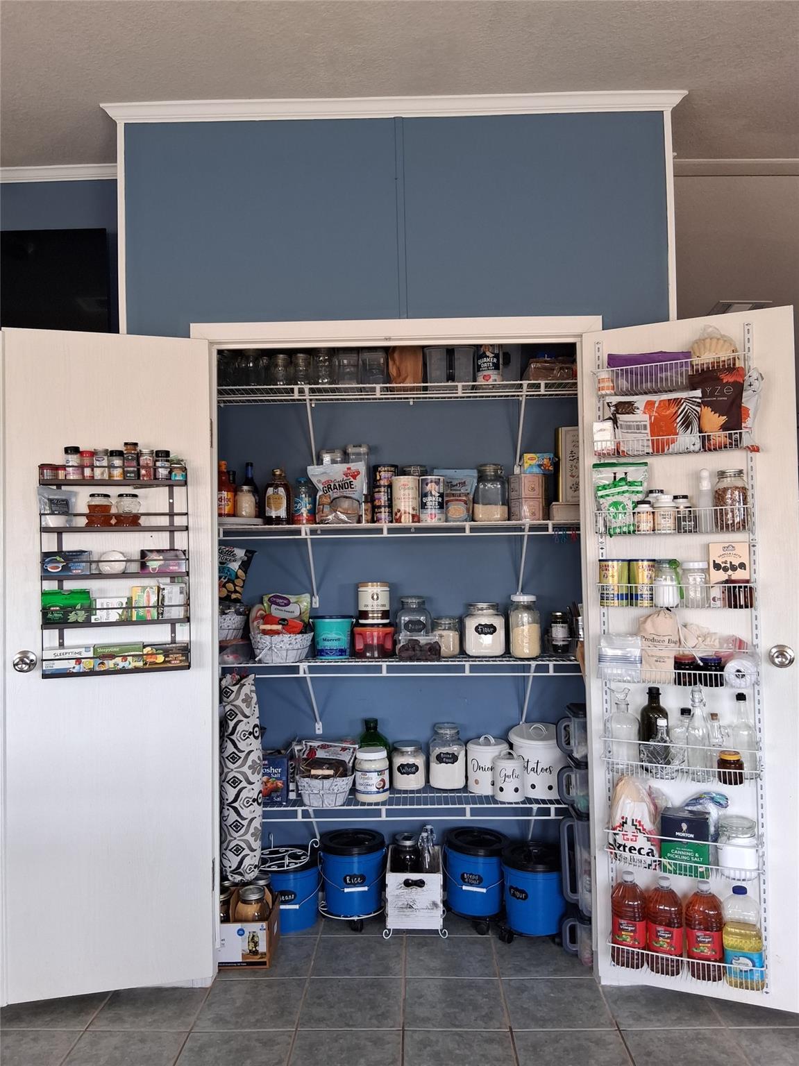 3160 Pettytown Rd, Dale, TX 78616