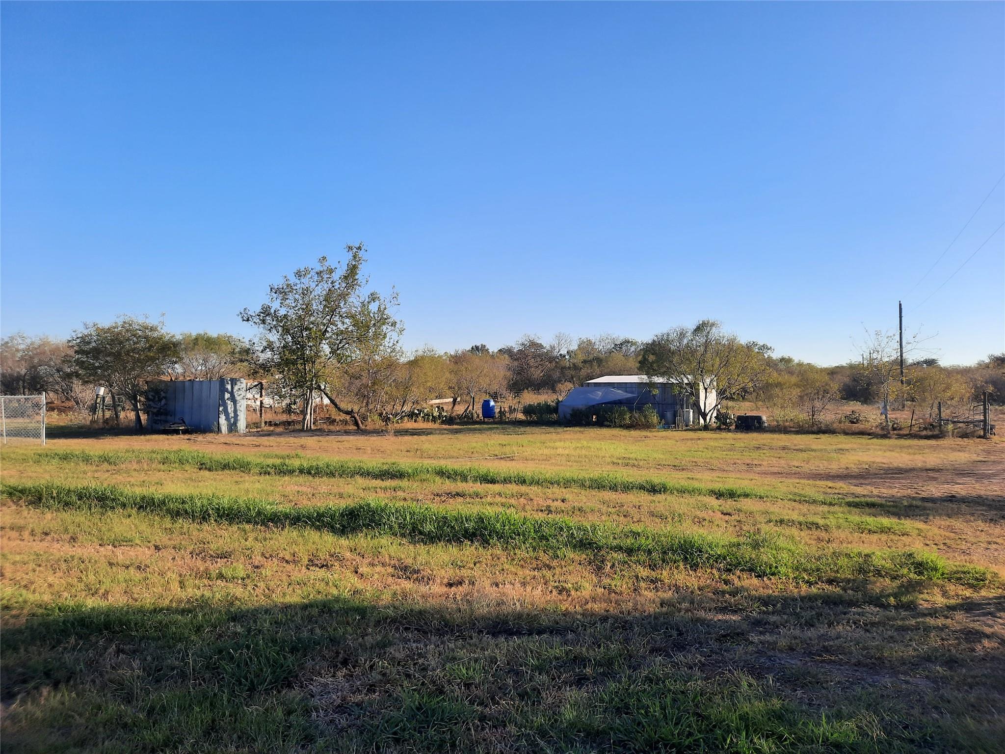 3160 Pettytown Rd, Dale, TX 78616