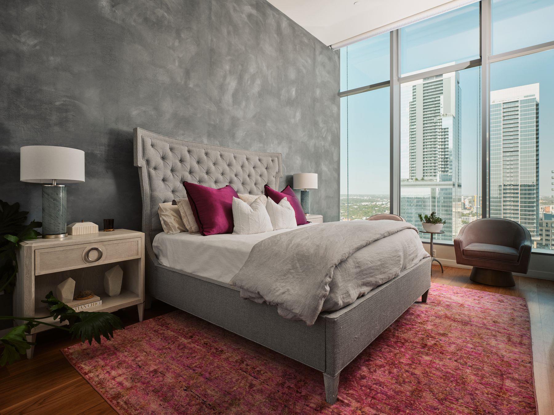 210 Lavaca St # 3504, Austin, TX 78701