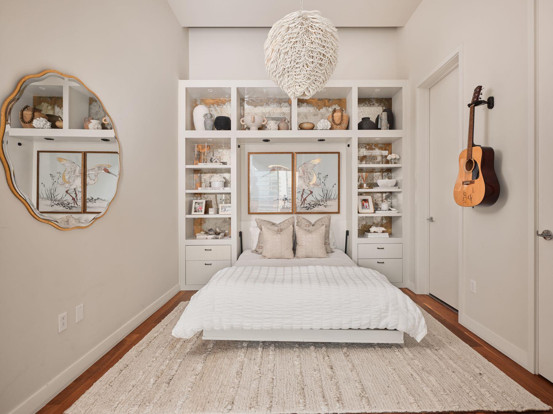 210 Lavaca St # 3504, Austin, TX 78701