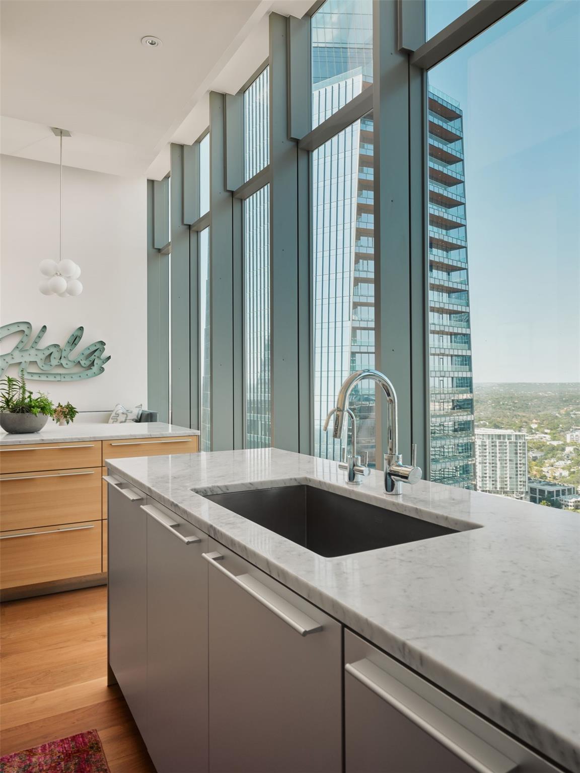 210 Lavaca St # 3504, Austin, TX 78701
