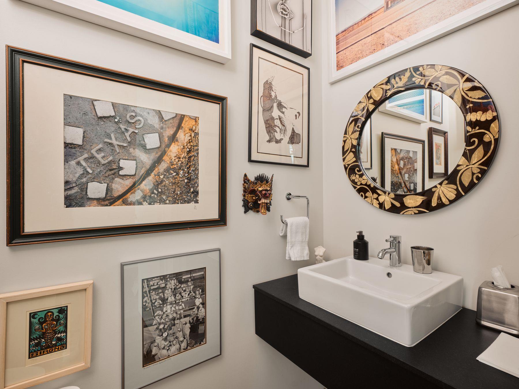 210 Lavaca St # 3504, Austin, TX 78701