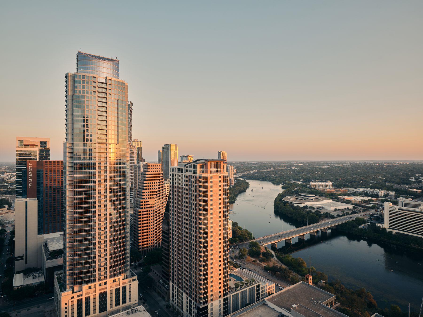 210 Lavaca St # 3504, Austin, TX 78701