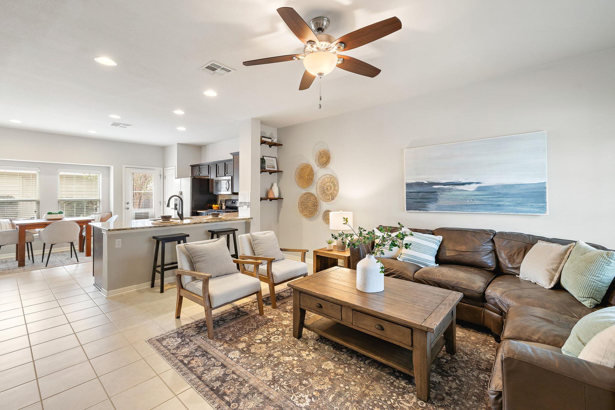 147 Wainscot Oak Way, San Marcos, TX 78666