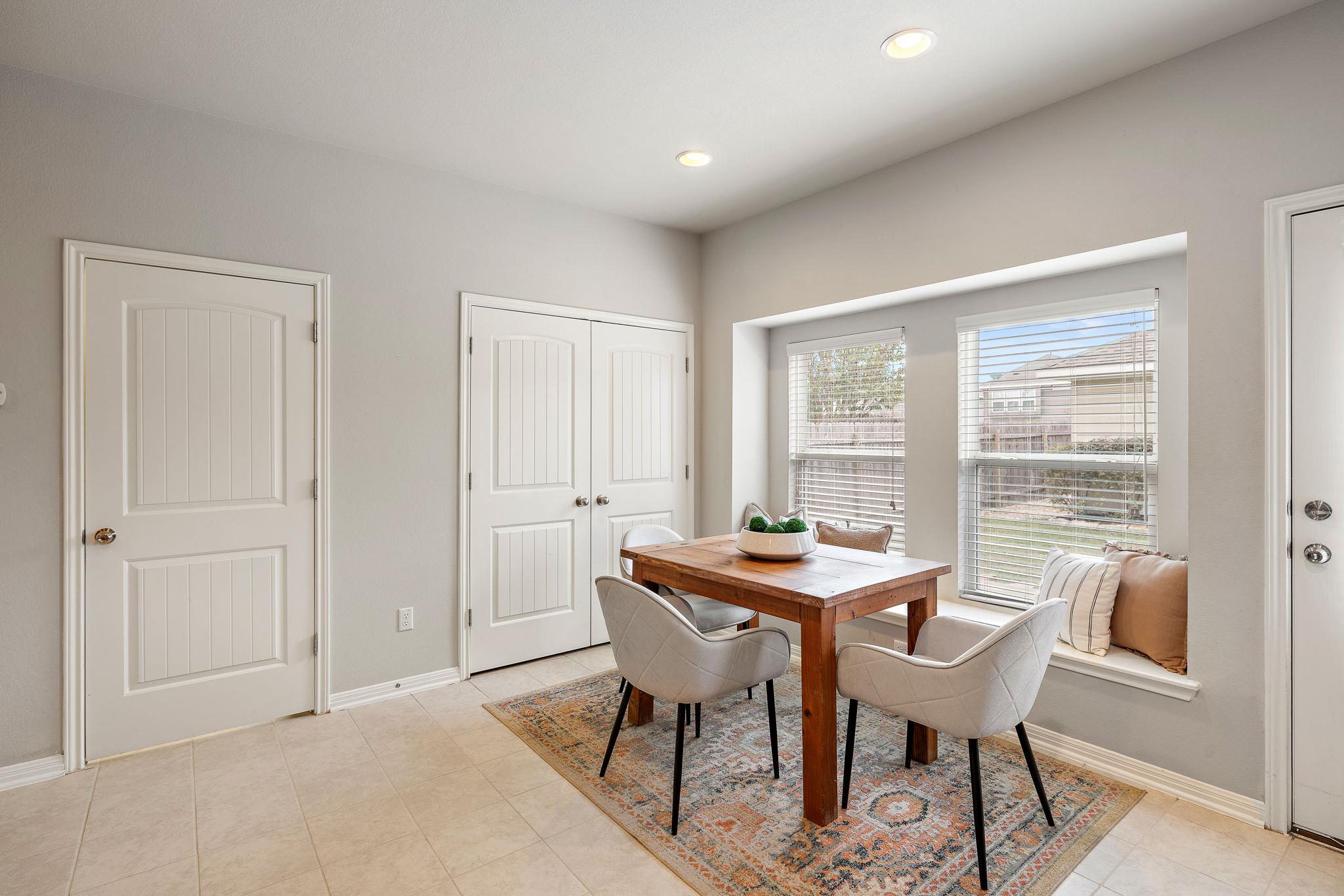 147 Wainscot Oak Way, San Marcos, TX 78666