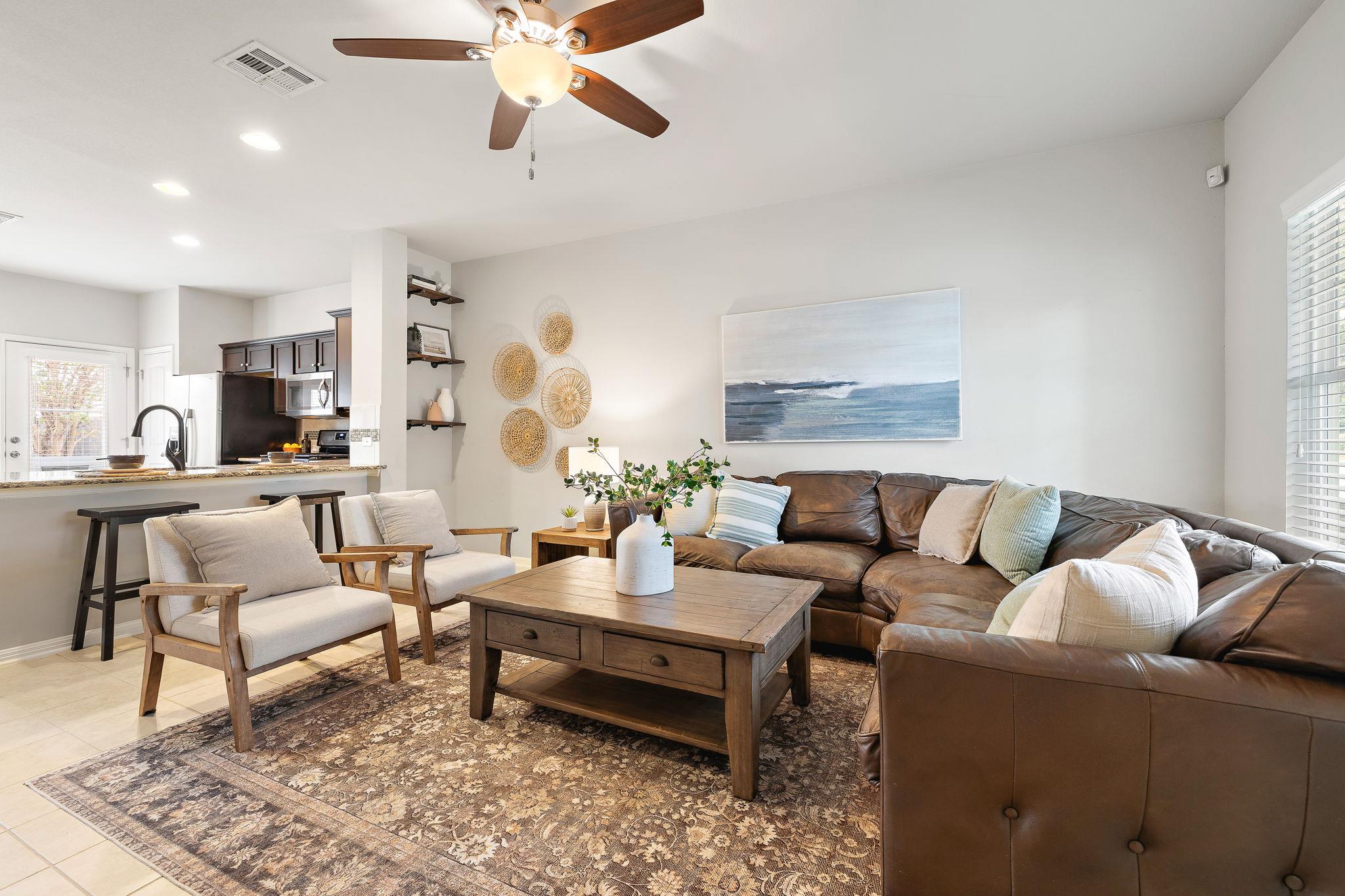 147 Wainscot Oak Way, San Marcos, TX 78666