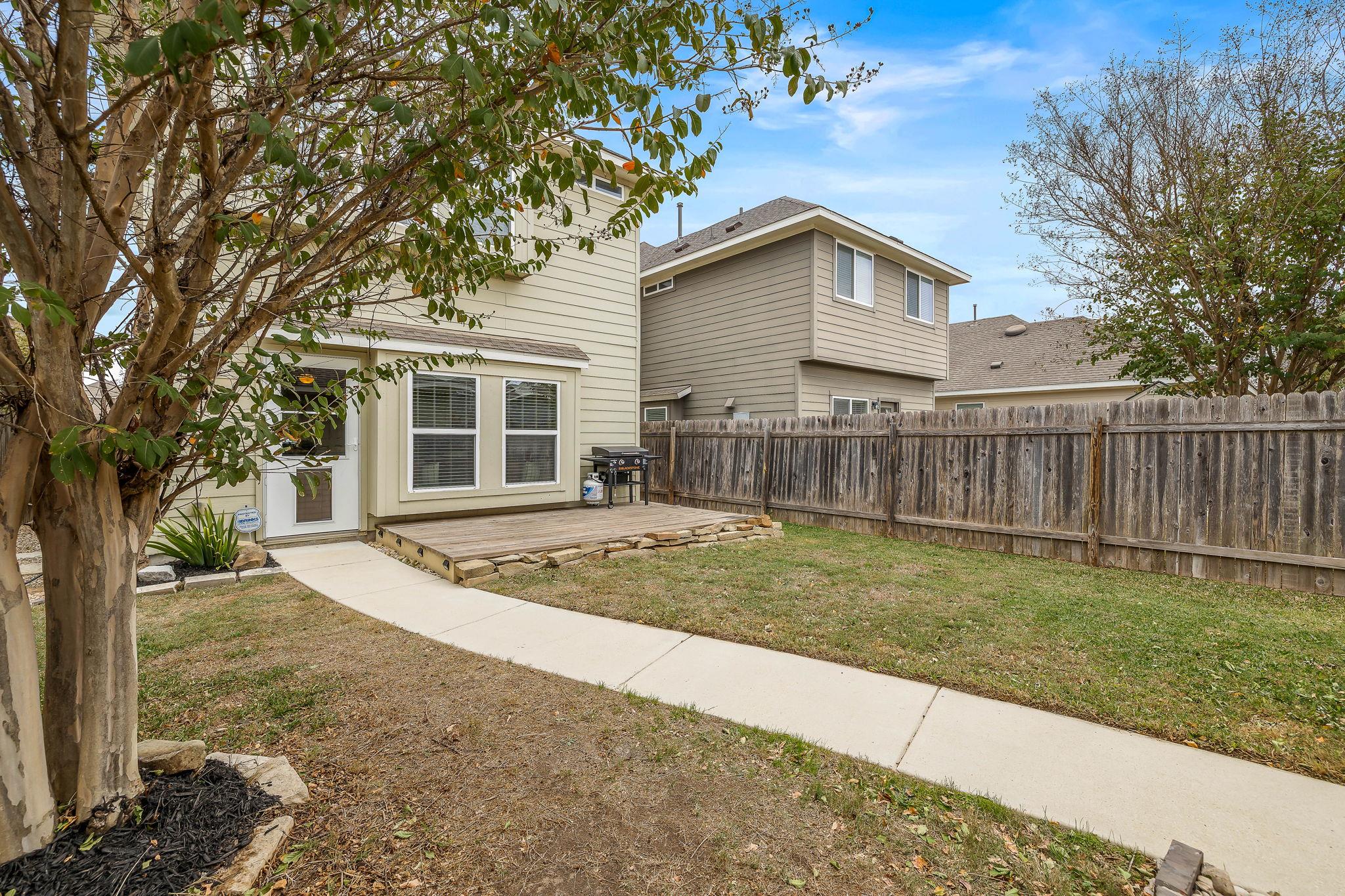 147 Wainscot Oak Way, San Marcos, TX 78666