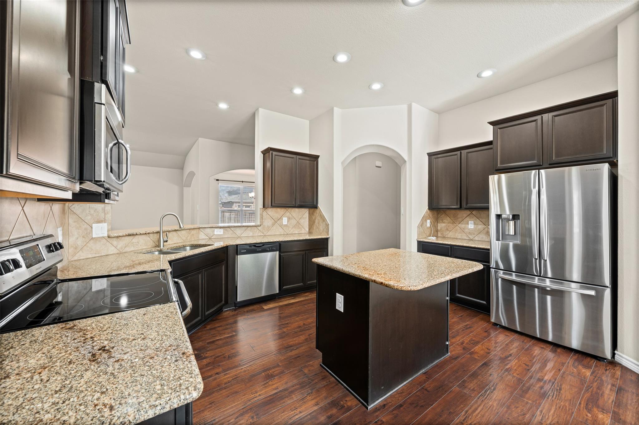 5502 Juno Dr, Belton, TX 76513