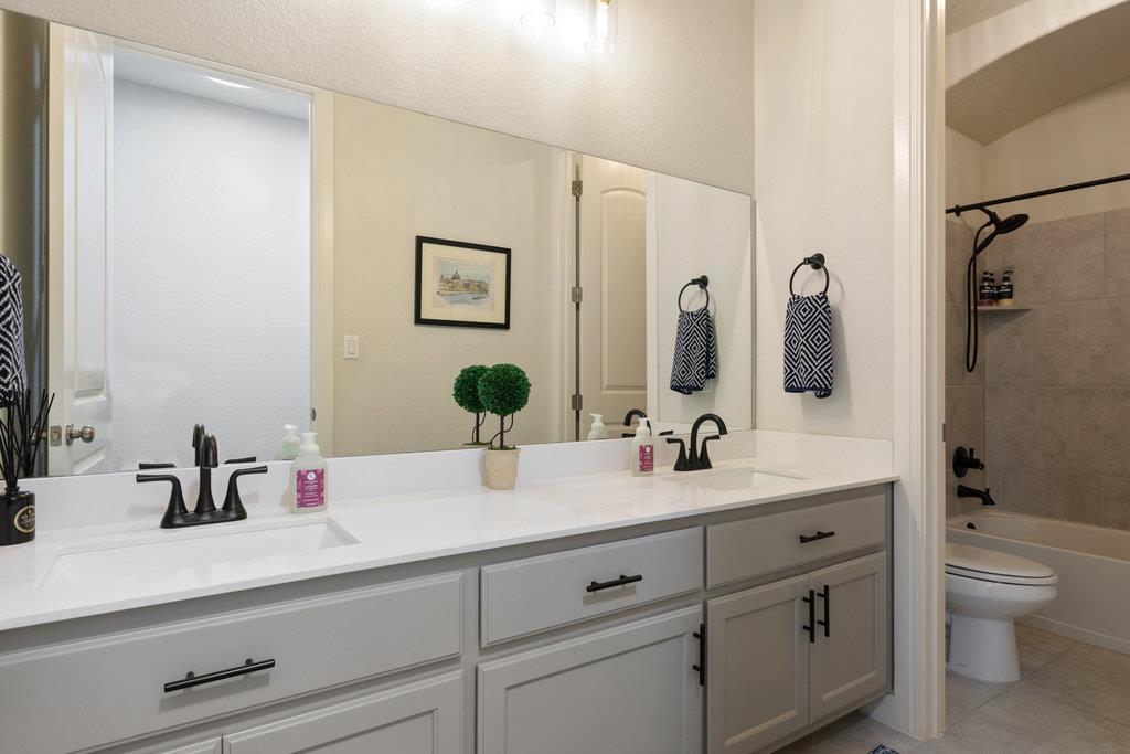 290 Brentwood Dr, Austin, TX 78737