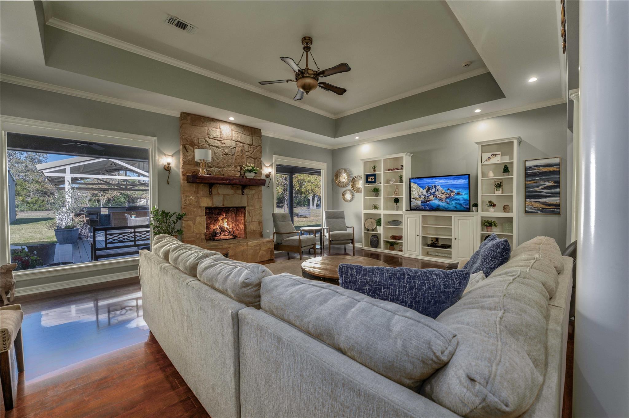 1820 Guenther Rd, La Grange, TX 78945