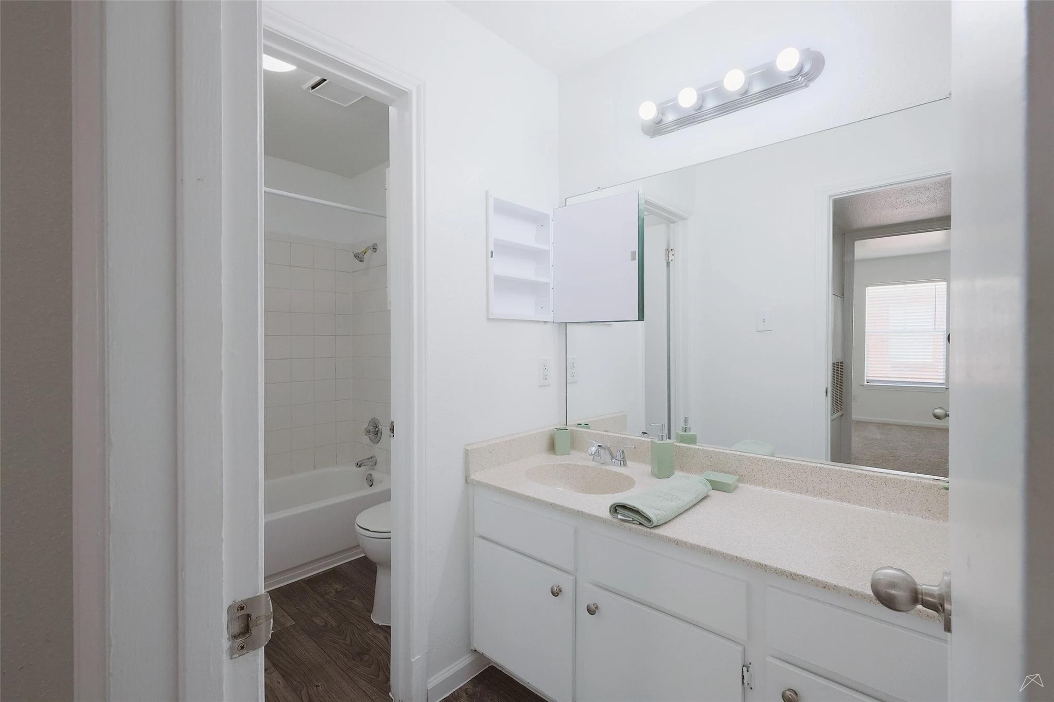 2323 Wells Branch Pkwy # D303, Austin, TX 78728