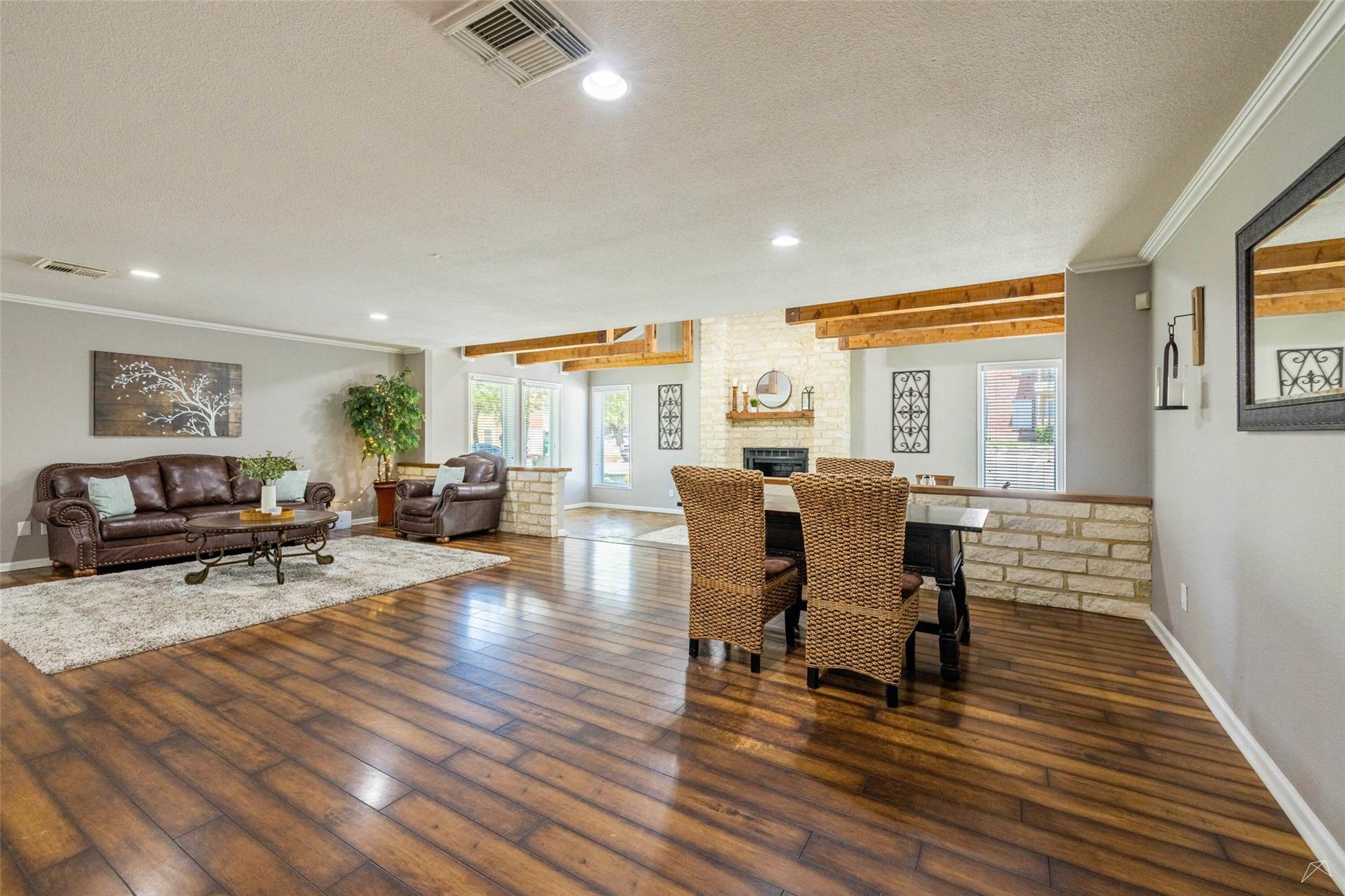 2323 Wells Branch Pkwy # D303, Austin, TX 78728