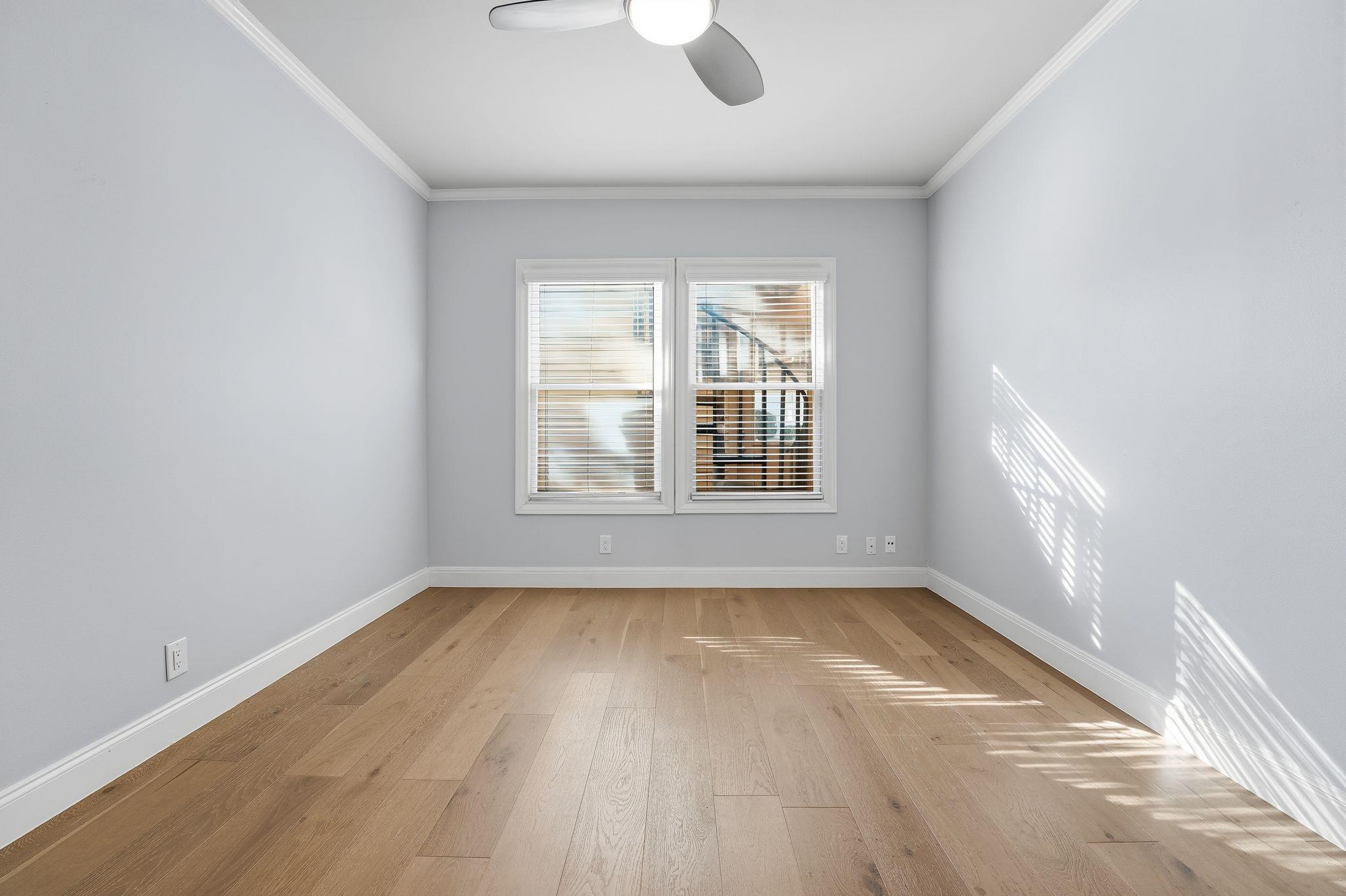 28 Tournament Way, The Hills, TX 78738