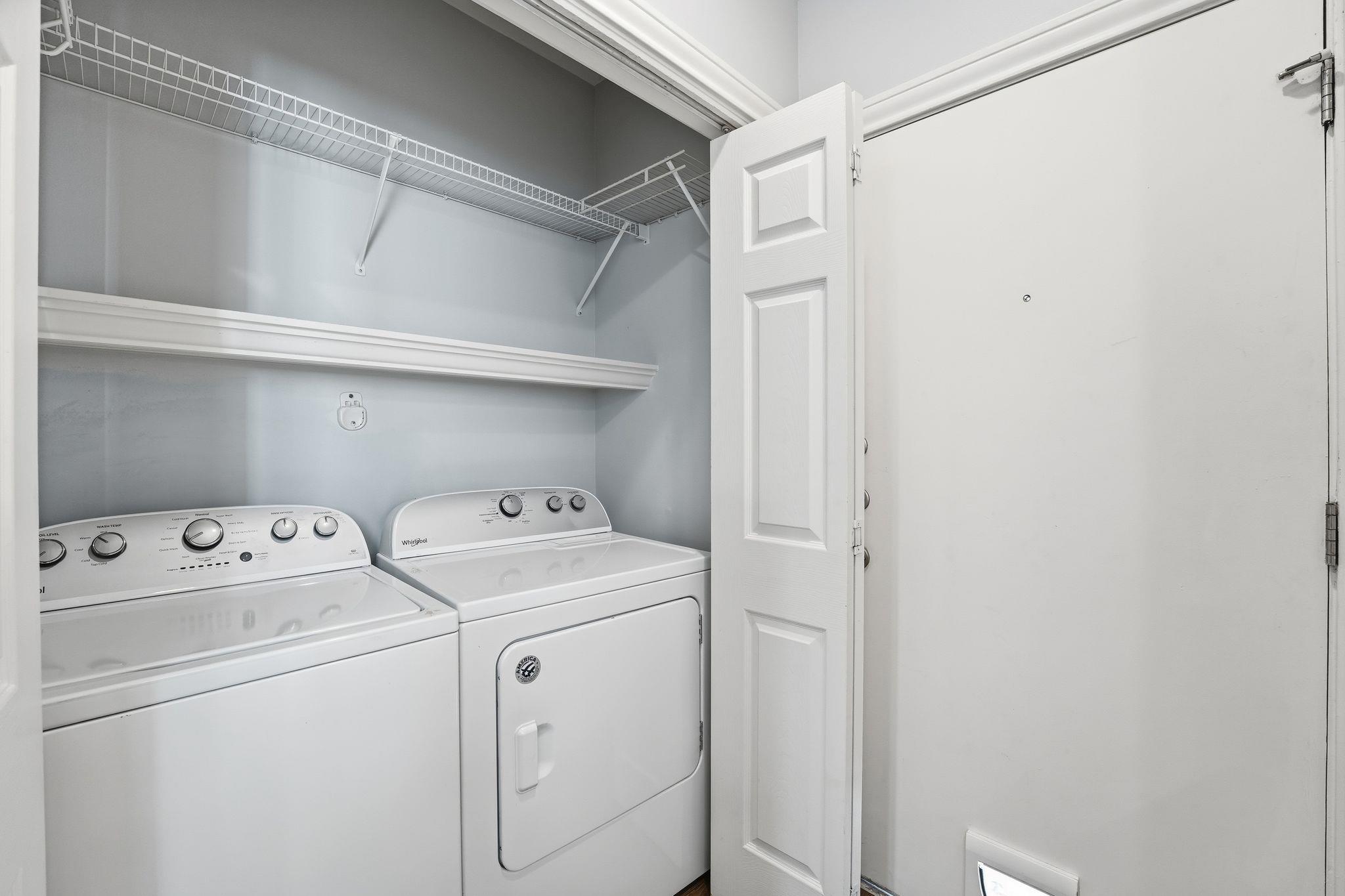 28 Tournament Way, The Hills, TX 78738