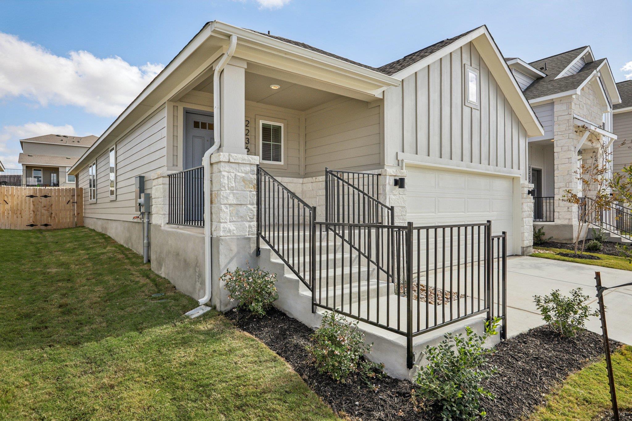 2236 Delano Dr, Leander, TX 78641