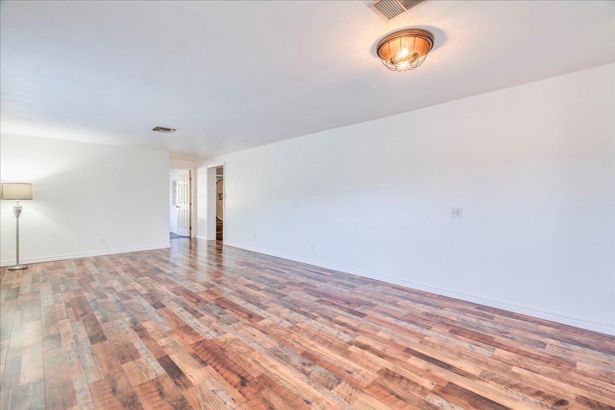 1907 Blue Meadow Dr, Austin, TX 78744