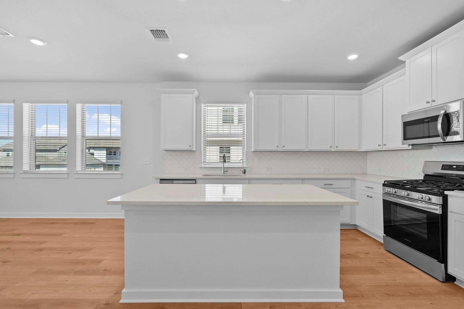 6400 Stockman Dr # 6, Austin, TX 78747