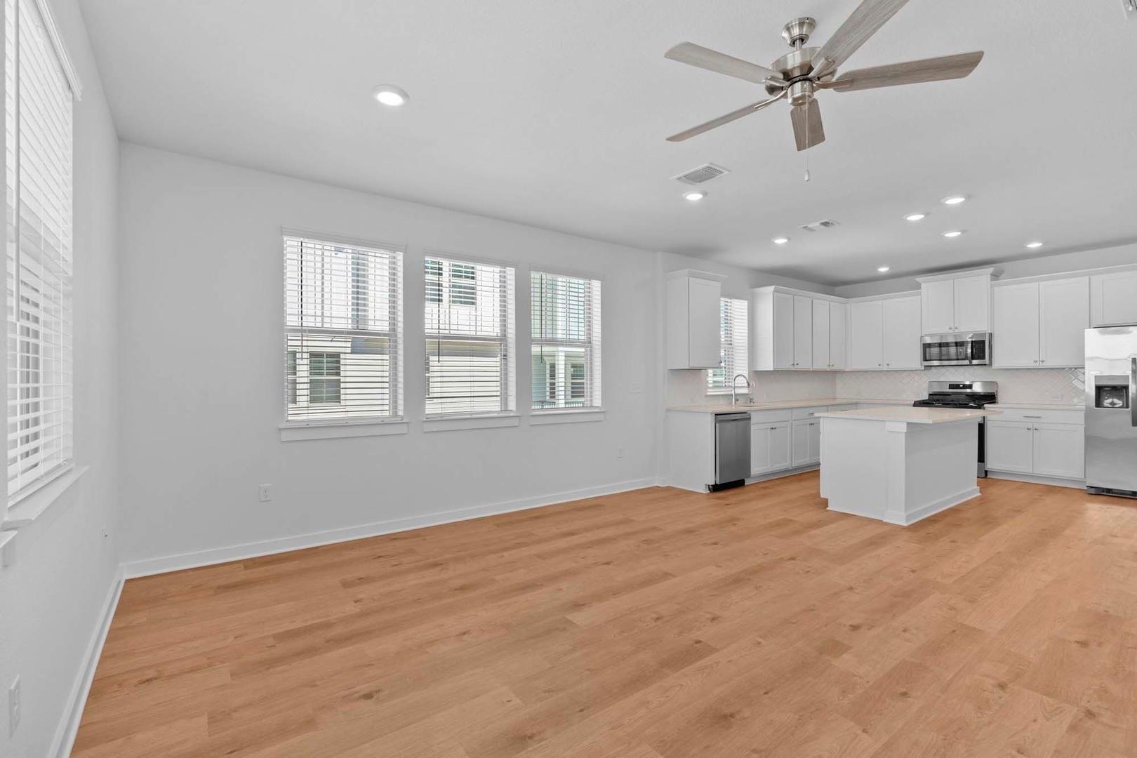 6400 Stockman Dr # 6, Austin, TX 78747