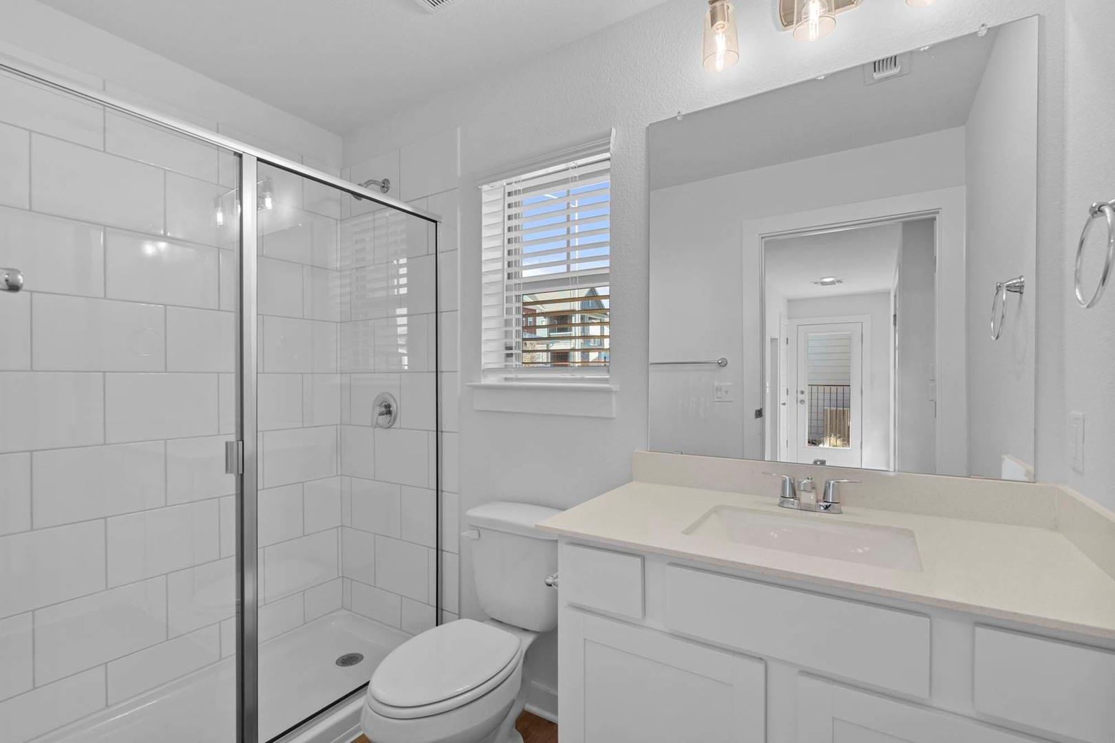 6400 Stockman Dr # 6, Austin, TX 78747