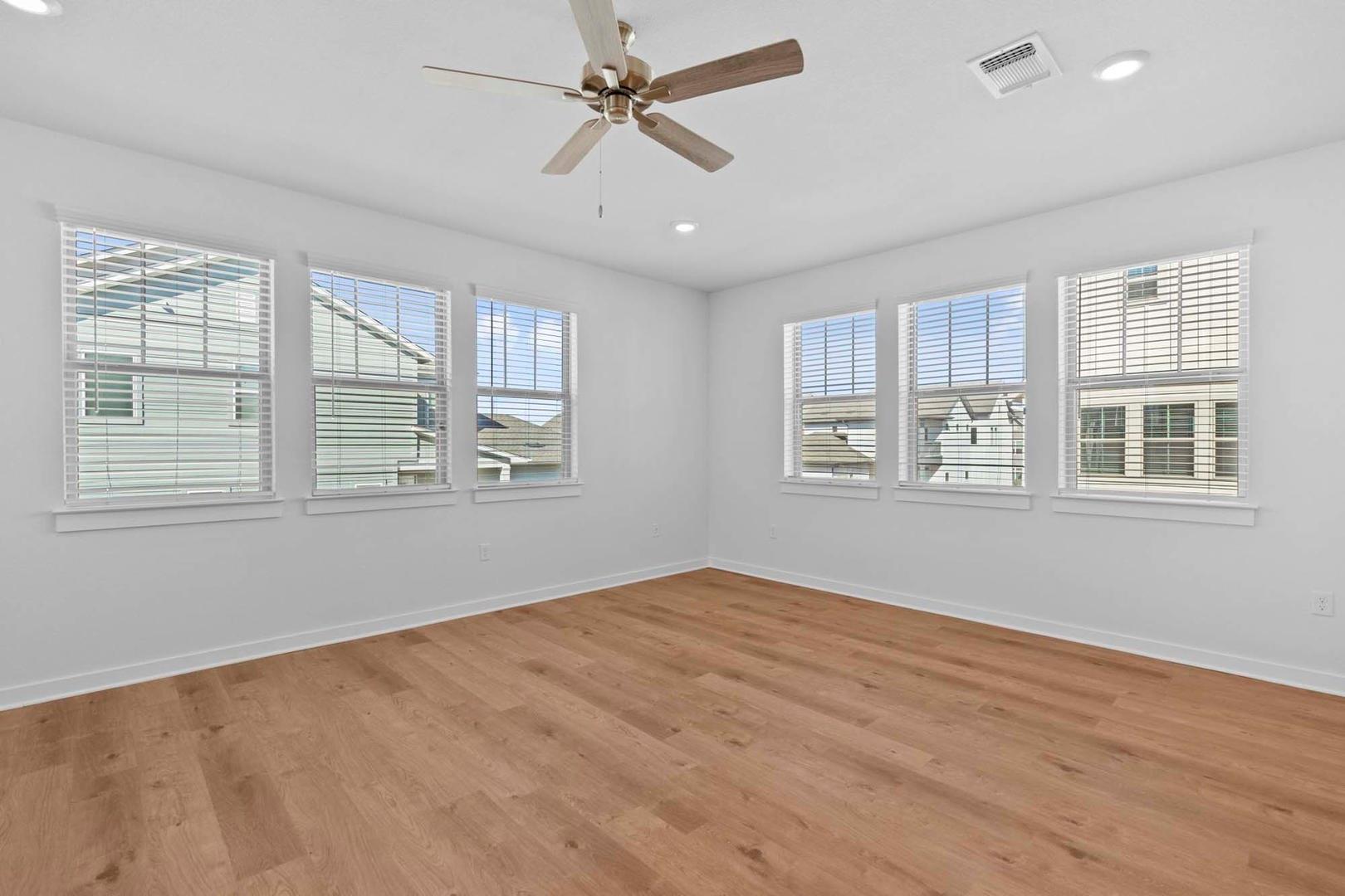 6400 Stockman Dr # 6, Austin, TX 78747