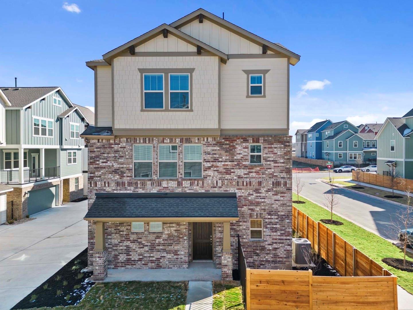 6400 Stockman Dr # 6, Austin, TX 78747