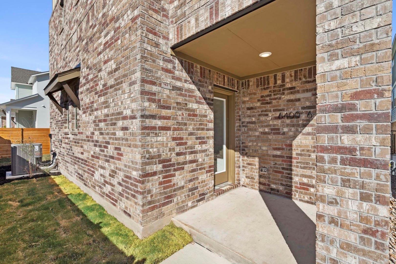 6400 Stockman Dr # 6, Austin, TX 78747