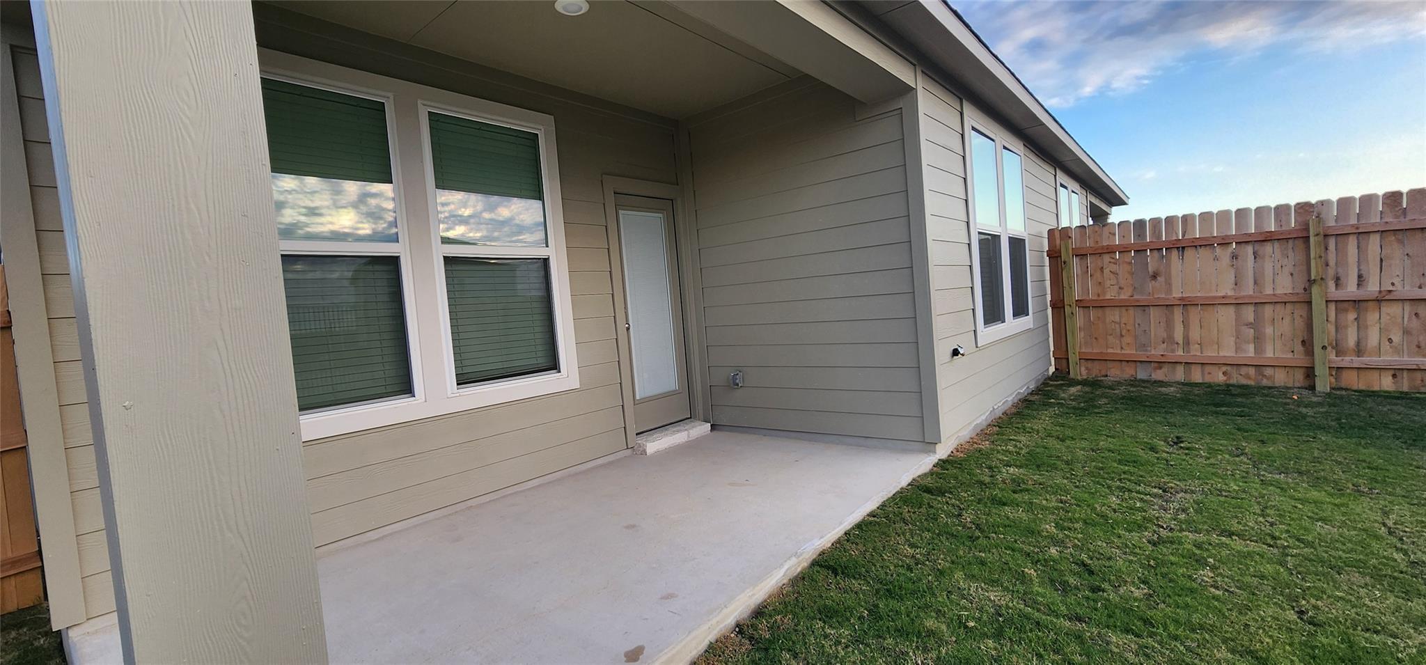 2337 Moon Tower Trl, Leander, TX 78641