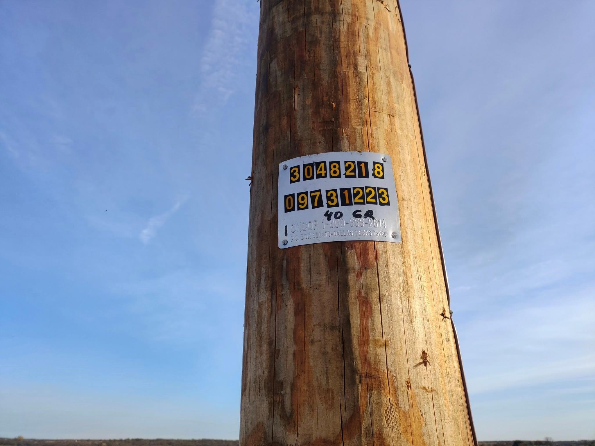 3001 Dolphin Dr, Coupland, TX 78615