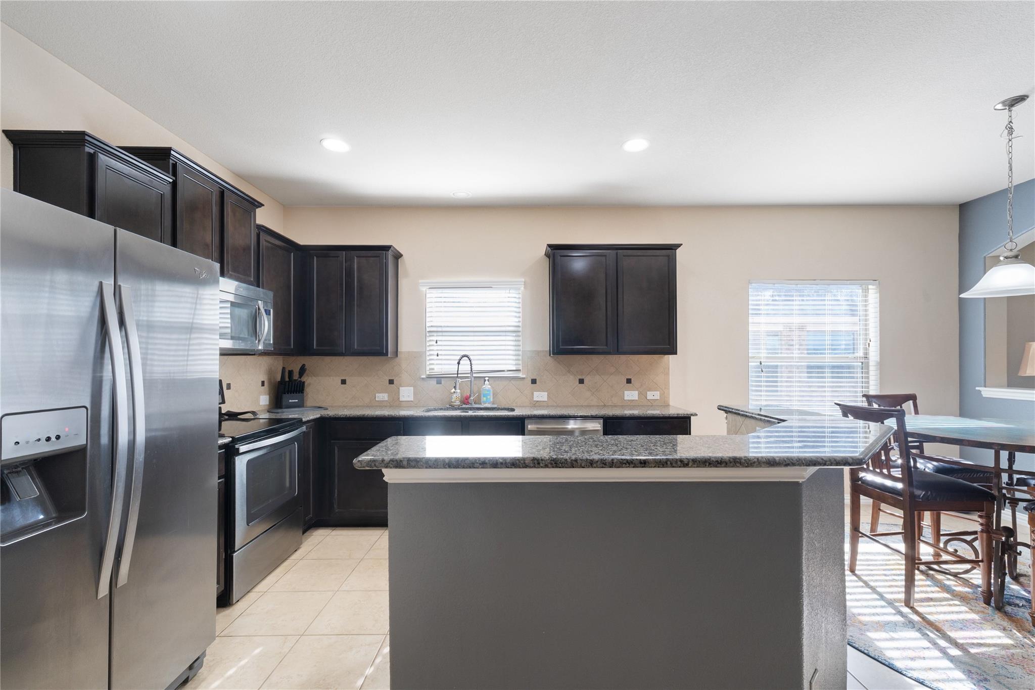 136 Wallin Farms Dr, Hutto, TX 78634