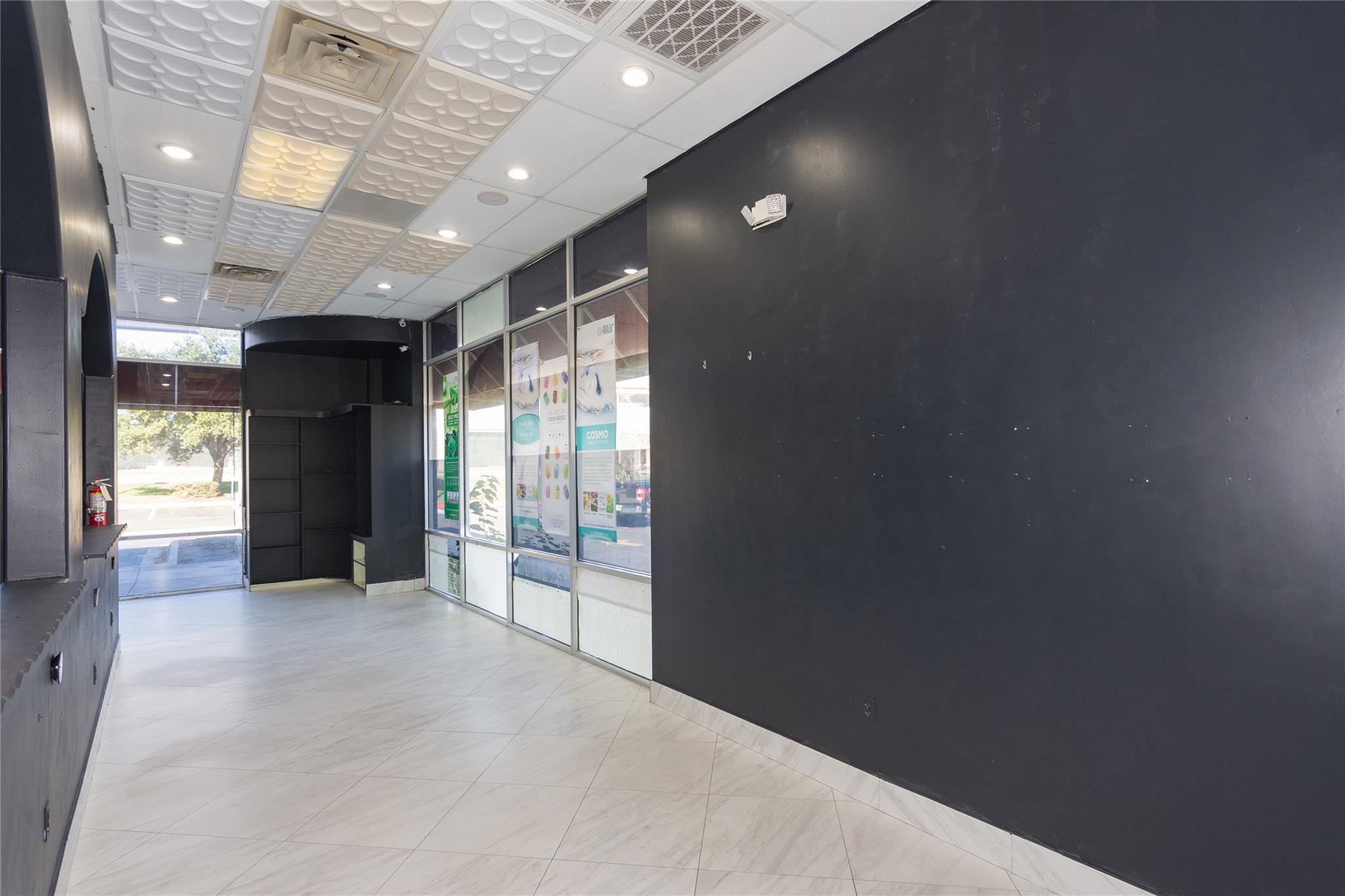 399 W Louis Henna Blvd # A, Austin, TX 78728