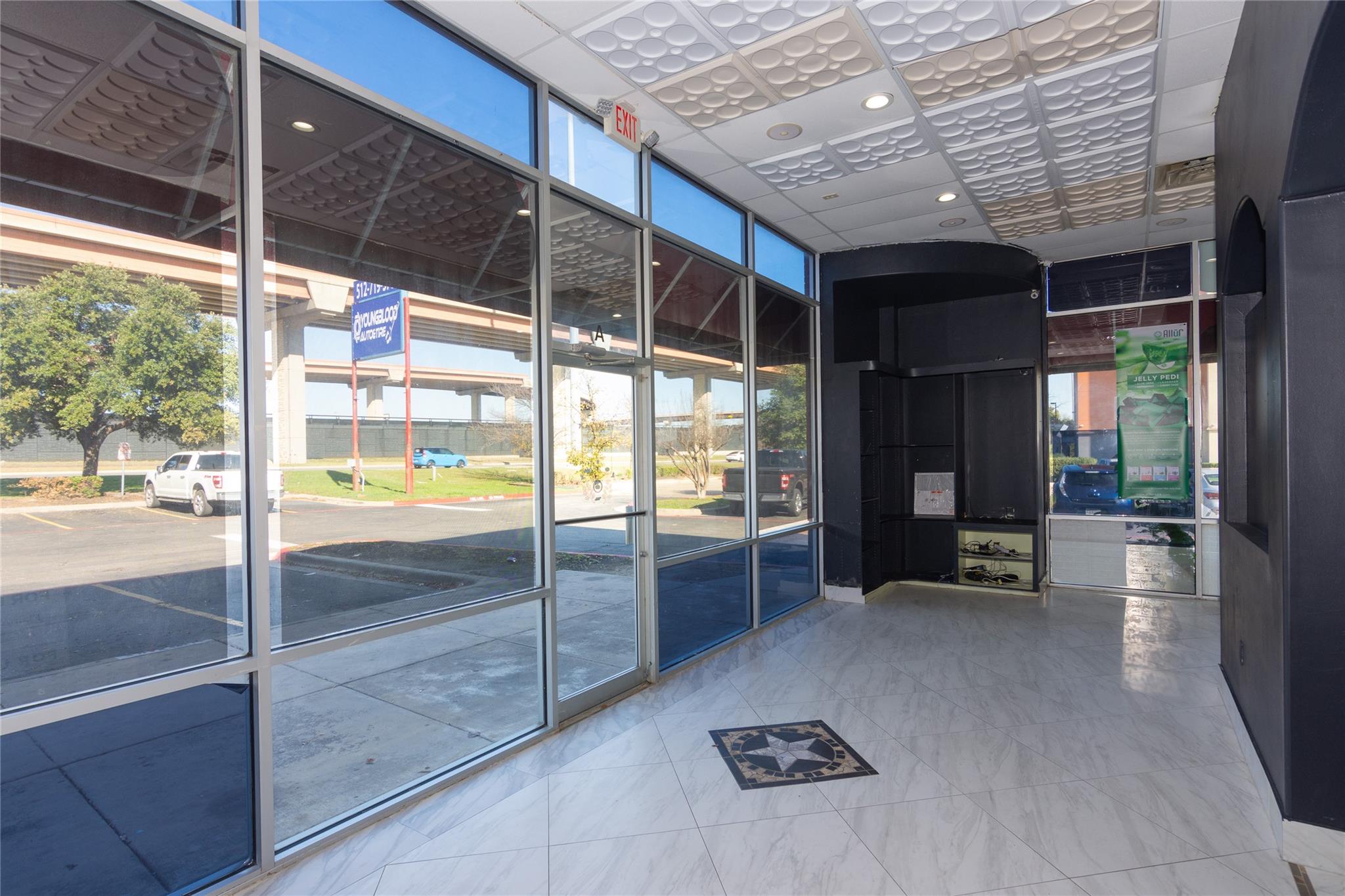 399 W Louis Henna Blvd # A, Austin, TX 78728