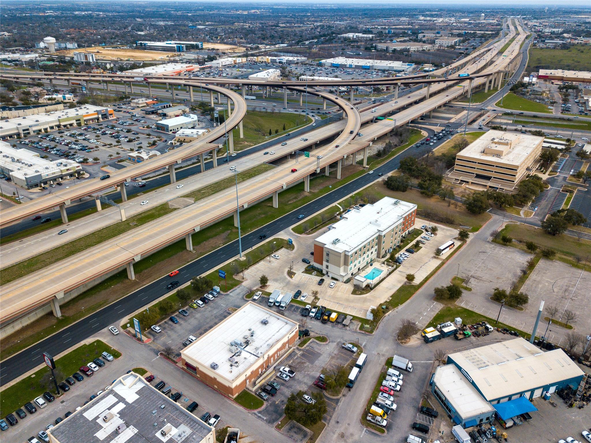 399 W Louis Henna Blvd # A, Austin, TX 78728